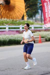 BIB: 
                            <button type="button" onclick="openModal(27847944)" class="btn btn-primary btn-sm float-right btn-popup" data-toggle="modal" data-target=".modal-high-quality">
                        <i class="fas fa-shopping-cart"></i> Add to Cart
                    </button>
                                            <button type="button" onclick="isThisMe(27847944, true)" class="btn btn-success btn-sm float-right btn-popup btn-isme hidden" data-toggle="tooltip" data-placement="bottom" title="นี่คือรูปของคุณใช่ไหม คลิกที่นี่เพื่อเอาเข้าอัลบั้ม">
                        <i class="fas fa-plus"></i> Add to album
                    </button>
                    <button type="button" onclick="isThisMe(27847944, false)" class="btn btn-warning btn-sm float-right btn-popup btn-isnotme hidden">
                        <i class="fas fa-ban"></i> Remove from album
                    </button>